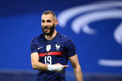 french muslim football players This article lists those who play in competitive leagues, like the English premier leagues, Spanish Laliga, German Bundesliga, Italian Serie A, and French League 1